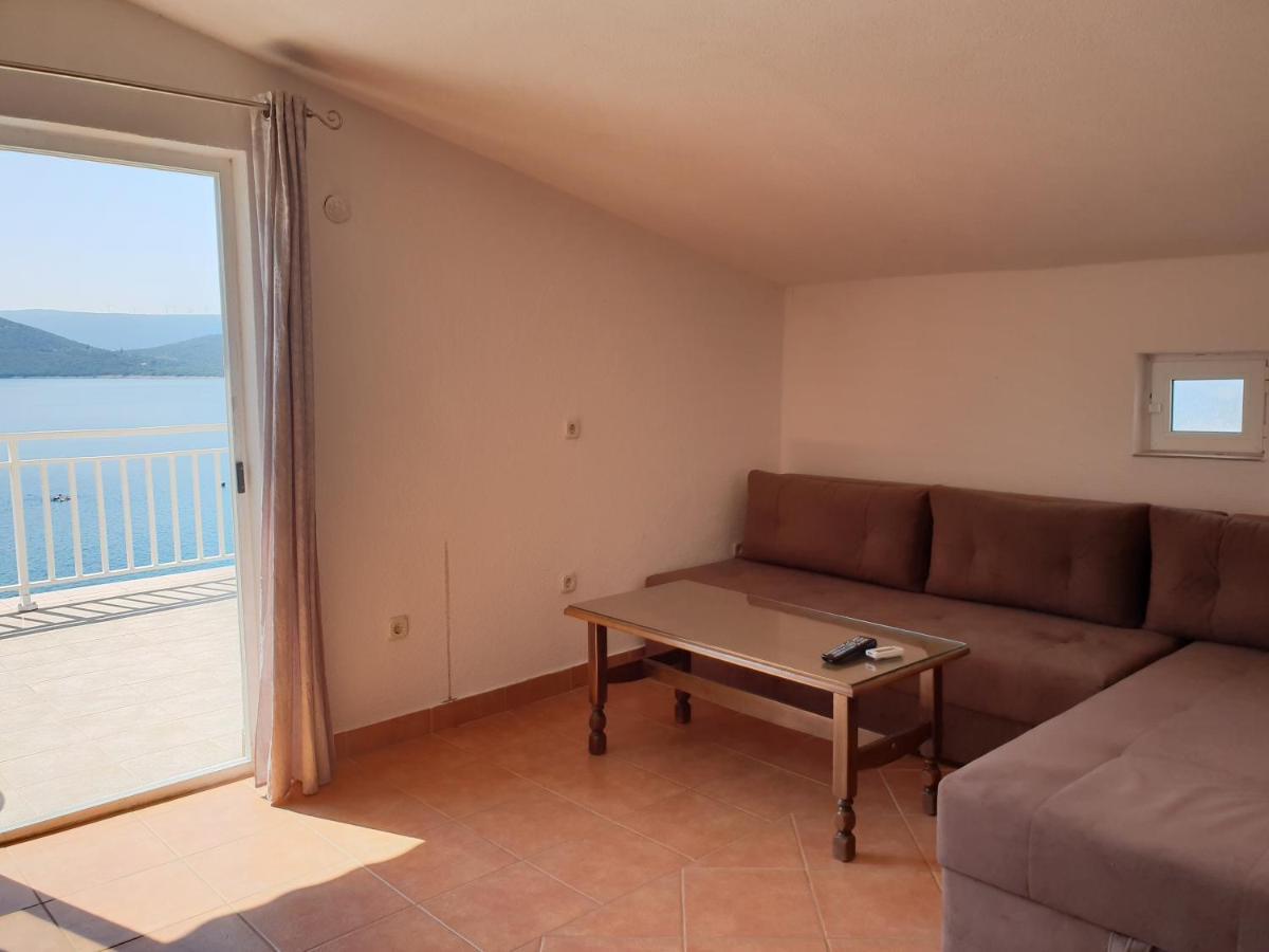 Apartmani Alfijo Klek Exterior foto